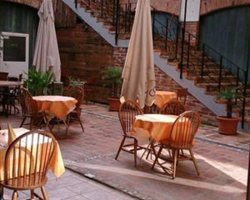 Restavracija in pizzeria Tartuf